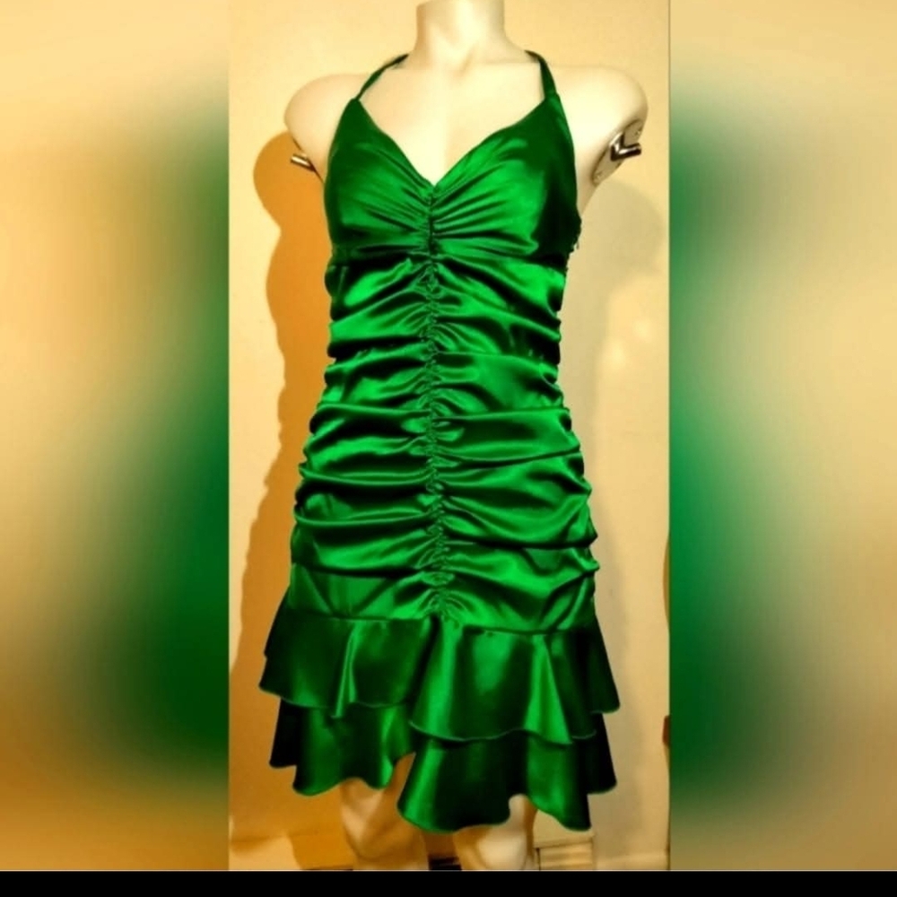 Jessica McClintock Emerald Green Satin Ruched Mini Dress - Picture 3 of 5